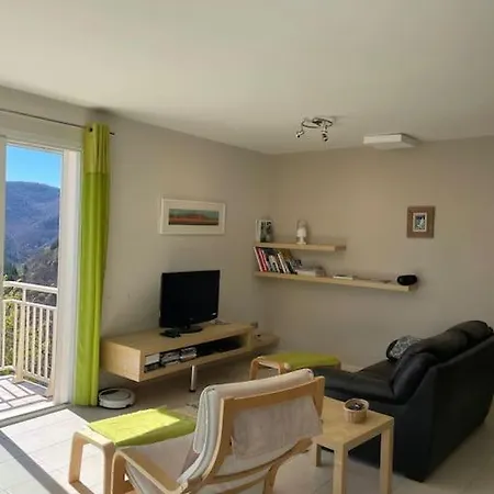 Salvezines Villa *